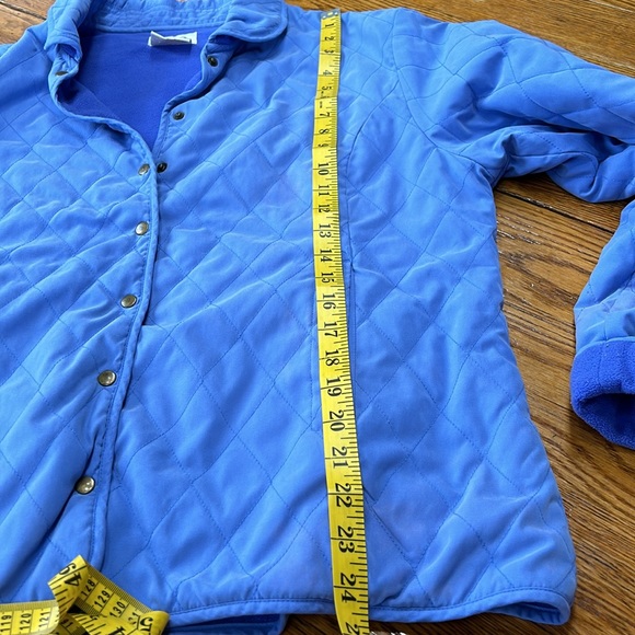 EP Pro quilted blue jacket, fleece lining. Size Large. Fair condition. - Picture 6 of 13